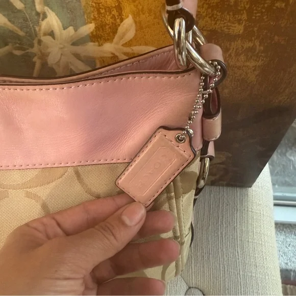 Coach Bag, Beige and Pink, F14708 - Picture 3 of 16